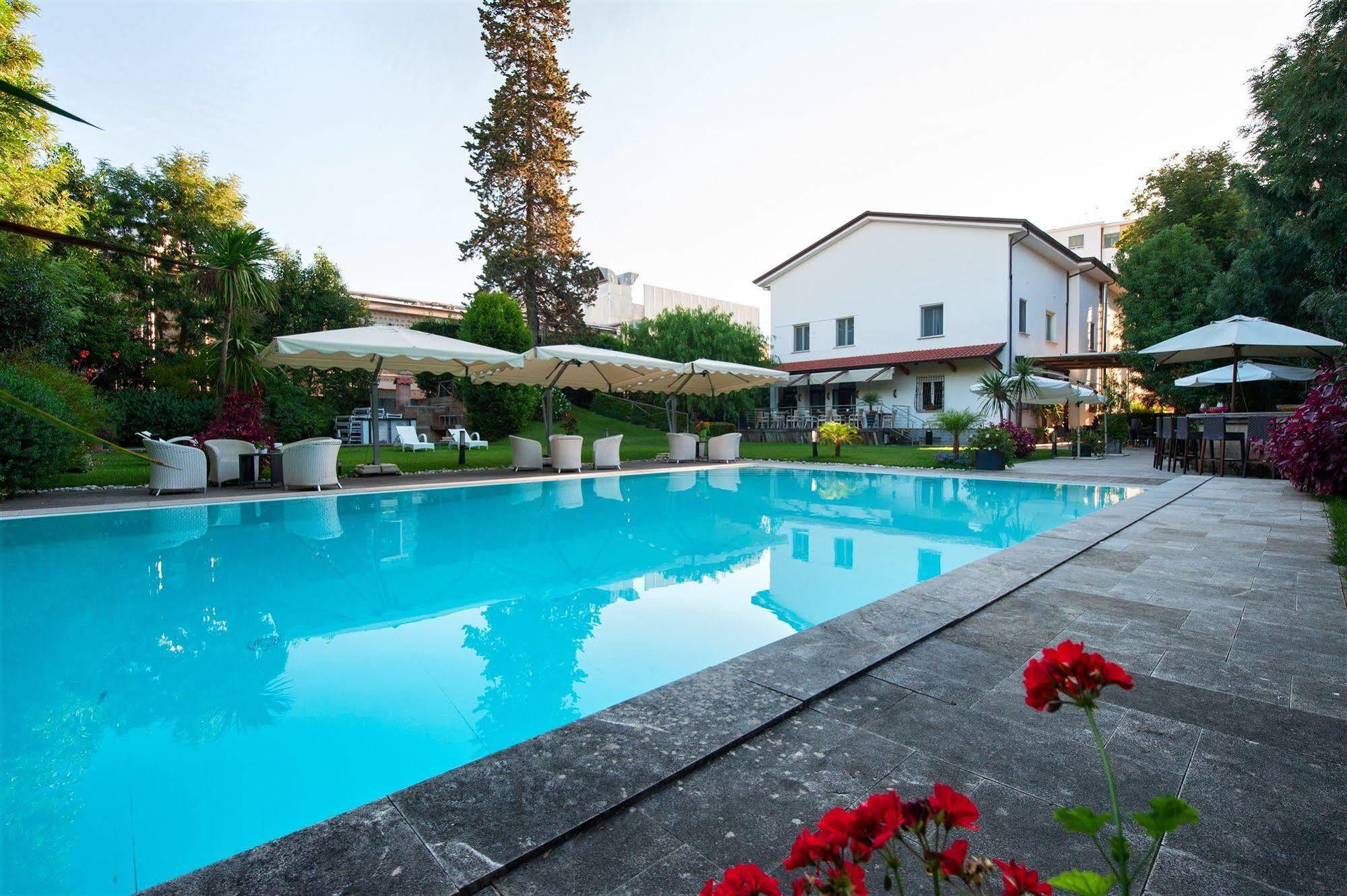 Villa Maria Cristina Казерта Экстерьер фото